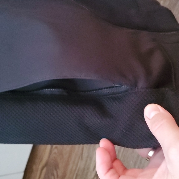 WRK Black zip up jacket - Picture 3 of 3